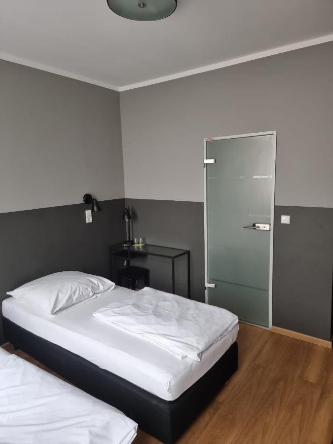 Hotel Fly ' In 오펜바흐 외부 사진